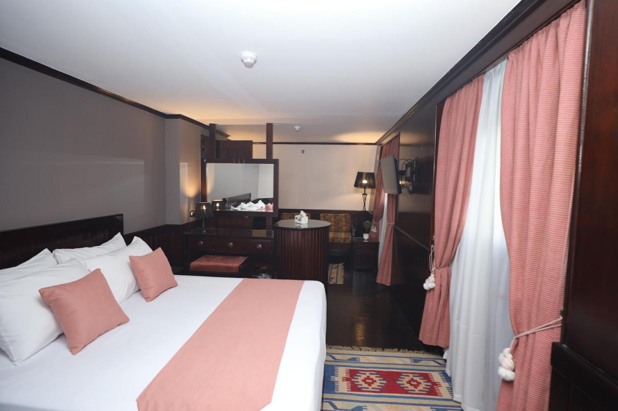 You Nile View Hotel Giza Экстерьер фото