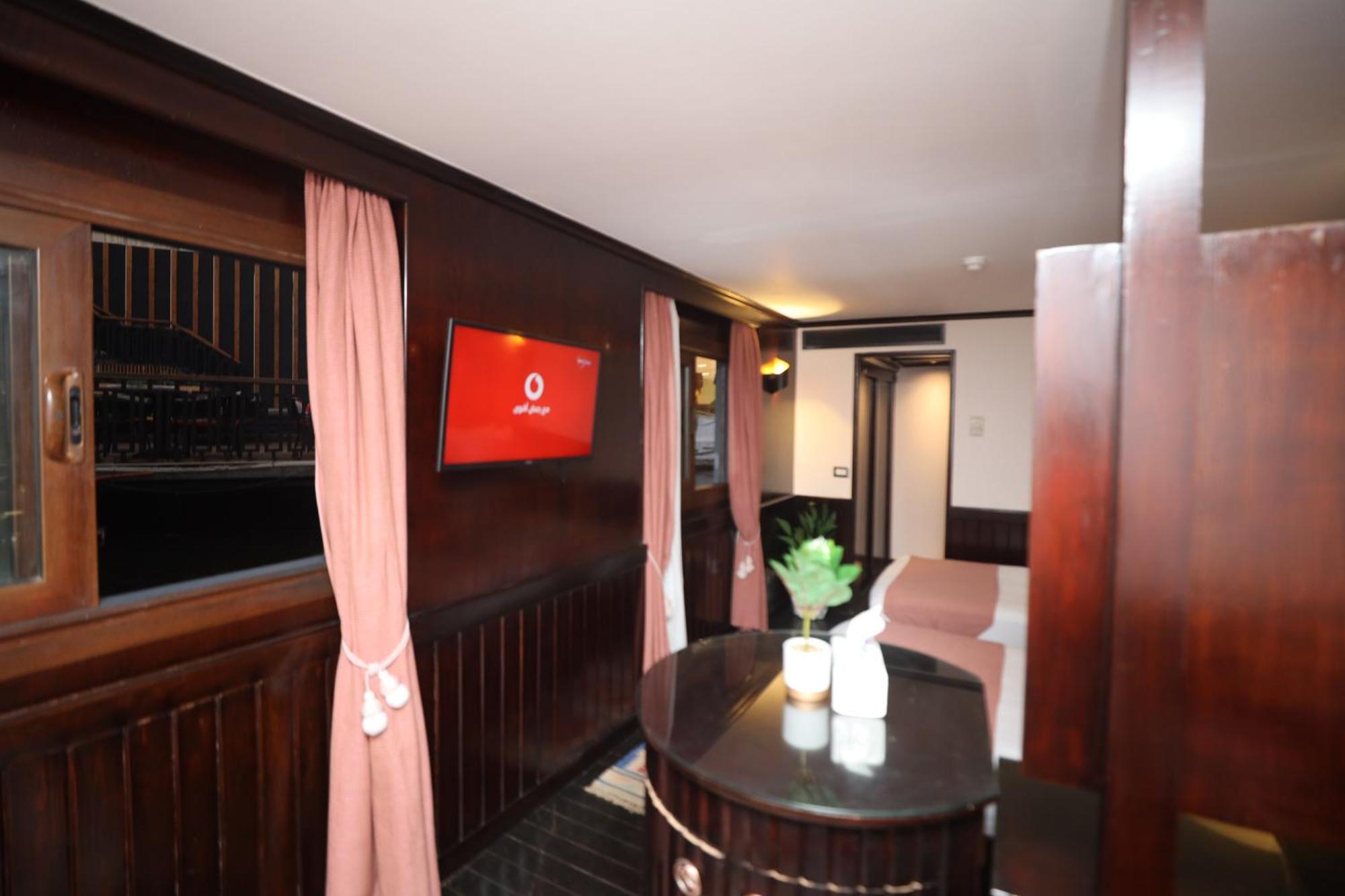You Nile View Hotel Giza Экстерьер фото